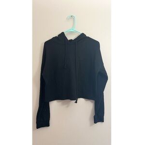 5/$20 MUST BUNDLE Raggs To Riches Black Cropped Hoodie